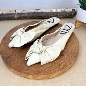 NWOB Zara Cream Bow Knot Slip-On Flats Mules Size 37/6.5